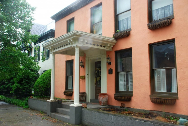 Cool small town Madison, Indiana Road Trips with Tom